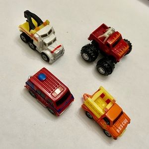 Vintage,  Lot of 4 Miniature Cars 1.24-inch Cars